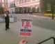 070421c.Faces_downingSt1_t.gif
